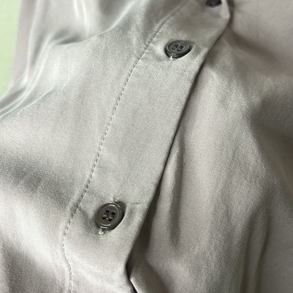 341 - Zara NWOT Lavender Long Sleeve Button Down Size XL - Picture 4 of 8